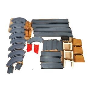 VTG Tomy Trackmaster Thomas Gray Road Riser Track Tracks Tunnel Lot 40 Pieces